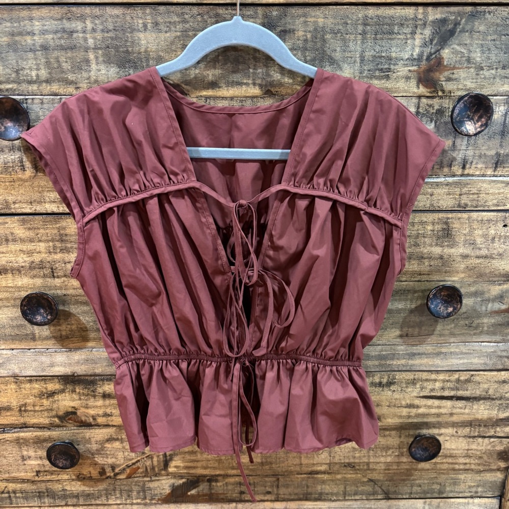SHEIN Women's Ruffled Blouse‎ - Picture 2 of 6